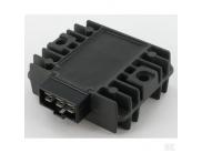 21066-2004, 15729 Spanningsregelaar